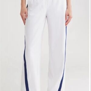 90 Degree By Reflex NWT White Elastic waist pants with Navy Stripe